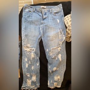 Light Denim Flying Monkey Mom Jeans. Size 29.